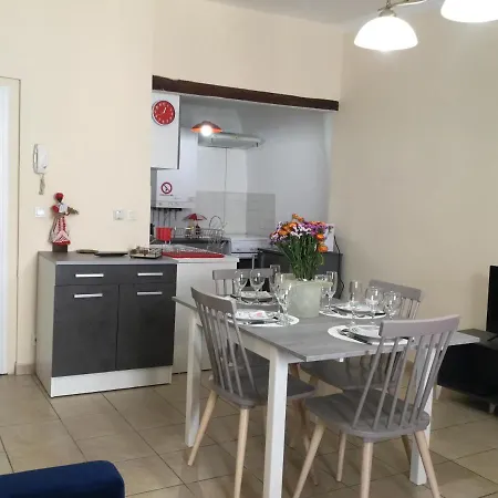 Apartment Tapis 2 *