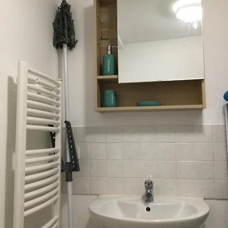 Apartment Tapis 2 *